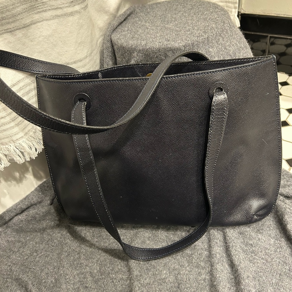 CHANEL Navy/black tote 1990s authentic